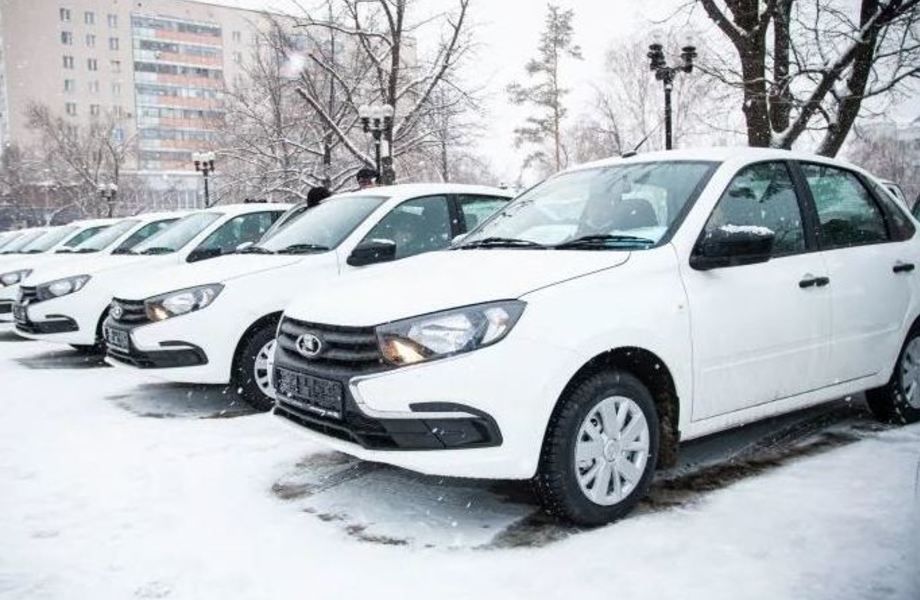 Бизнес по аренде авто для такси и курьеров, парк в собственности