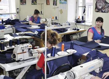 Фото 3 Действующий маркетплейс на OZON с пошивным цехом/ Отшив делают по РФ