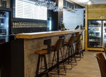 Фото Пивной бар + магазин / Курирующий пивовар
