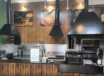 Кафе-шаверма с собственной выпечкой / высокий трафик