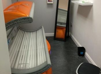 Фото 2 Салон красоты с солярием / 2 года работы