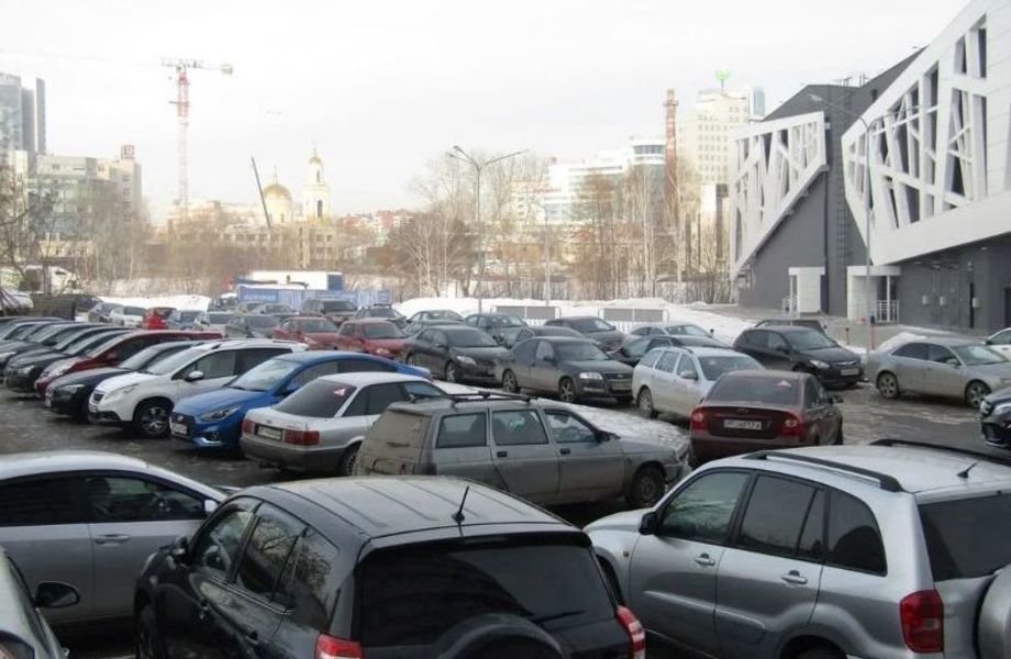 Фото 3 Автостоянка в проездном видовом месте/50% доли