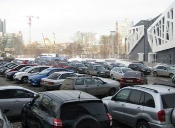 Фото 3 Автостоянка в проездном видовом месте/50% доли