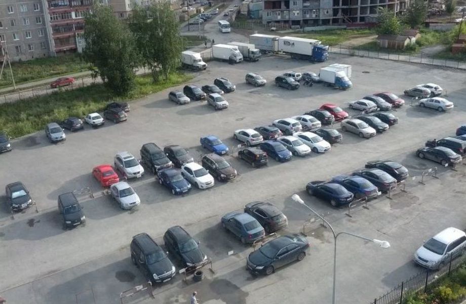 Фото 2 Автостоянка в проездном видовом месте/50% доли