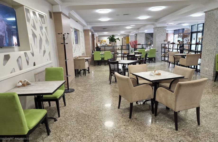 Кафе в деловом центре, без конкурентов