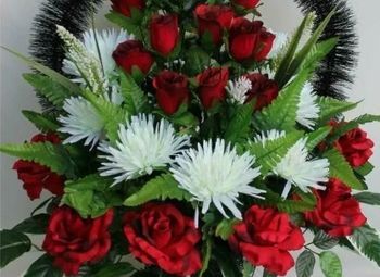 Фото 2 Магазины на маркетплейсах с цветочными композициями