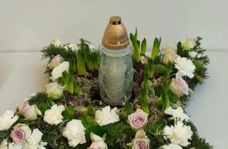 Фото 1 Магазины на маркетплейсах с цветочными композициями