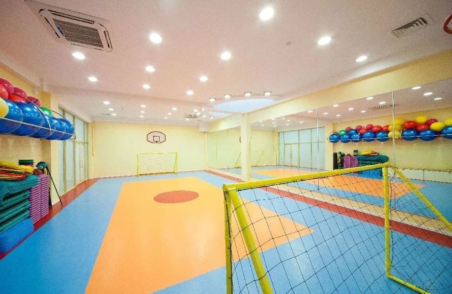 Сеть детских многофункциональных центров с постоянными клиентами