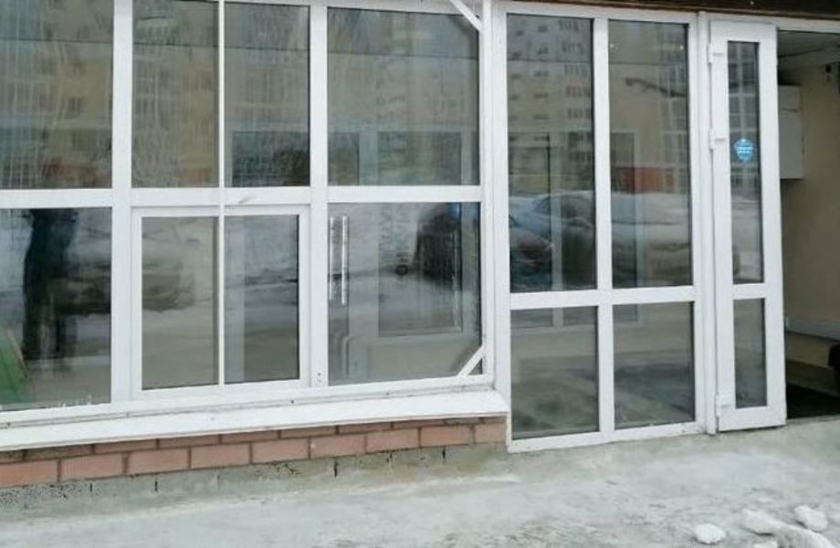 Пивной магазин / вход с улицы / 7 лет работы 