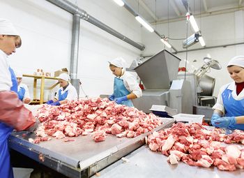 Фото Мясокомбинат в собственности и 6 розничных магазинов