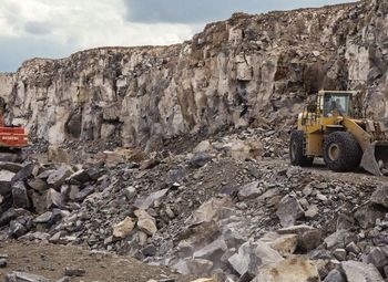 Фото Гранитный карьер под ключ с оформлением всей документации