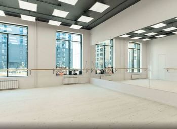 Студия танцев и йоги в новом спальном районе