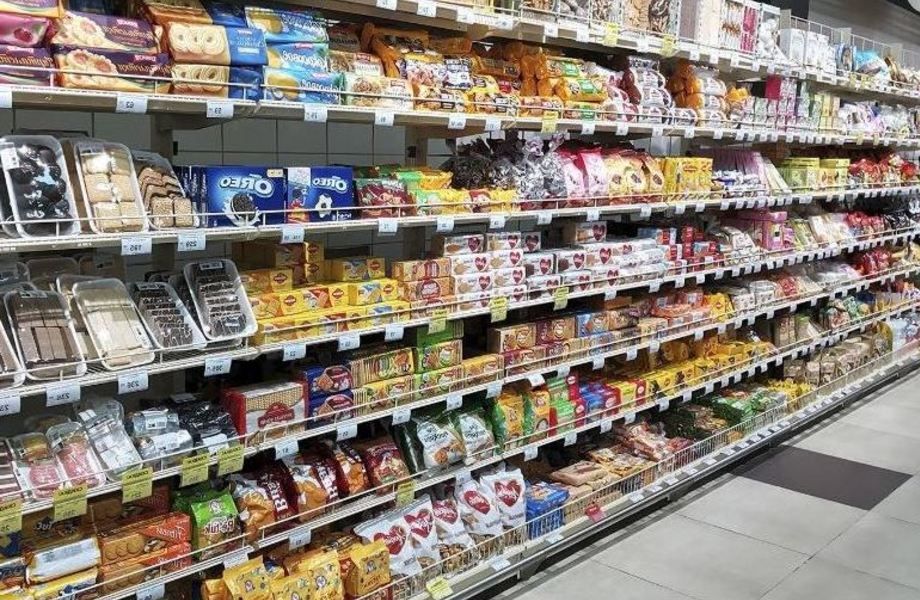 Продуктовый магазин с алкогольной лицензией на большом трафике.