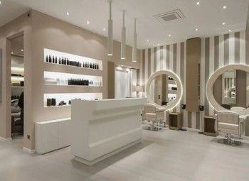 Премиальный салон красоты в густонаселенном районе