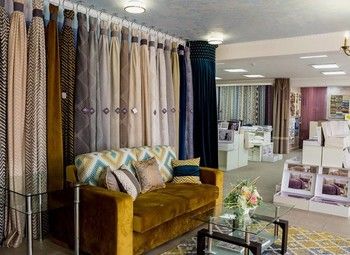 Салон по продаже штор / помещением в собственности
