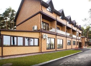 База отдыха с землей/удачная локация/на берегу озера 