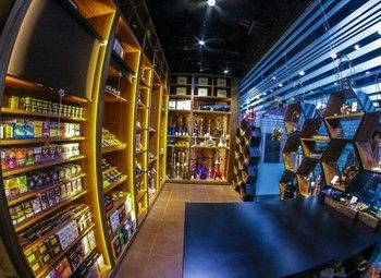 Фото Табачный магазин в 5 минутах от метро/доход от 300 000