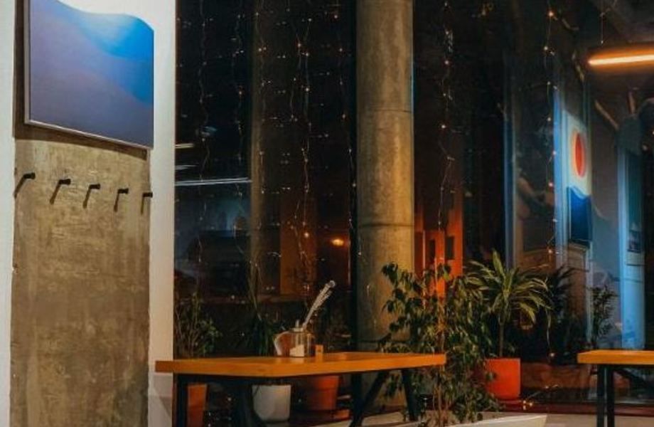 Атмосферная кофейня в историческом центре города