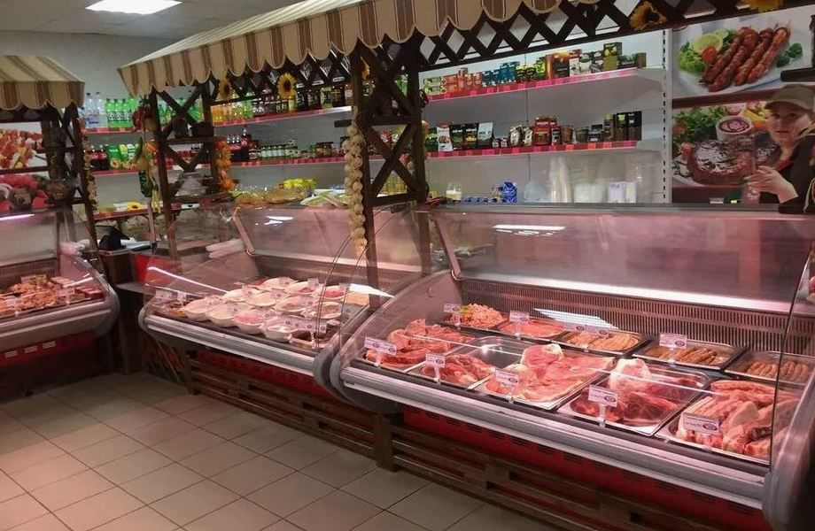 Продуктовый магазин на большом трафике