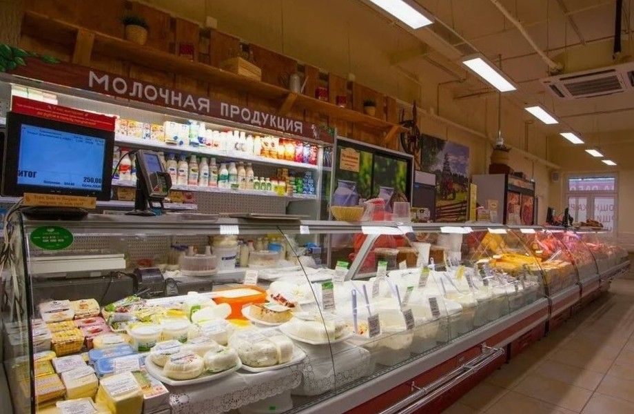 Продуктовый магазин на большом трафике