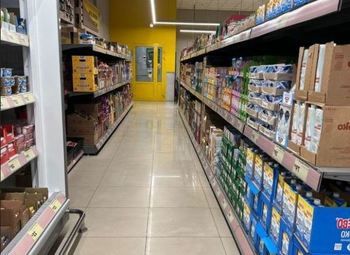 Круглосуточный магазин с алкогольной лицензией