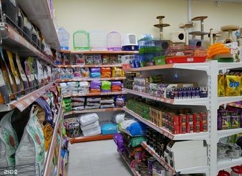 Фото 3 Зоомагазин на первом этаже ТЦ у метро