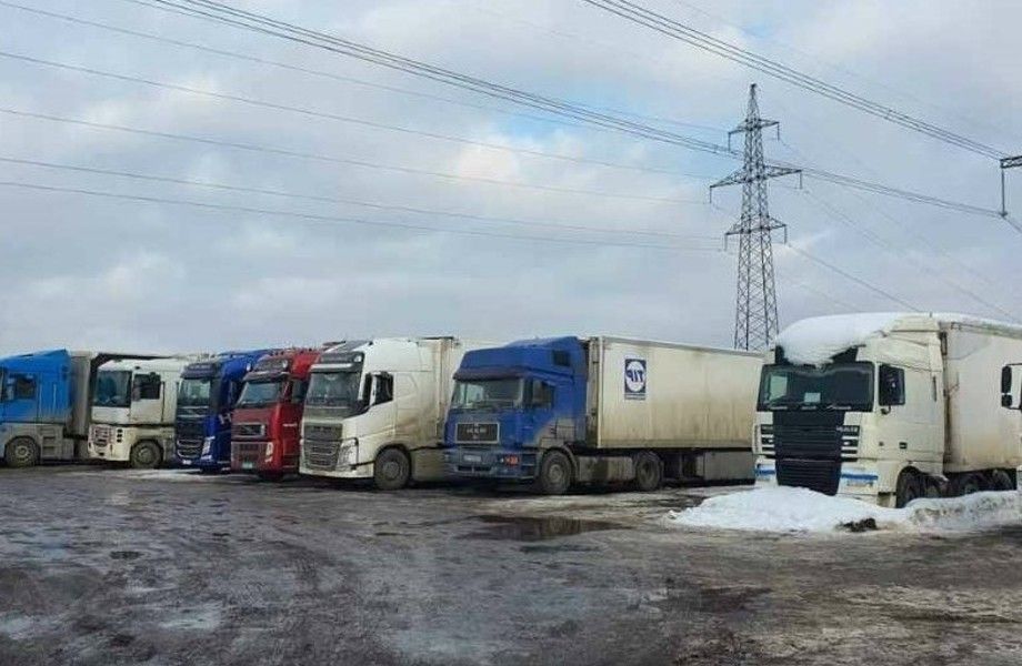 Фото 2 Стоянка для грузового транспорта на 70 машиномест