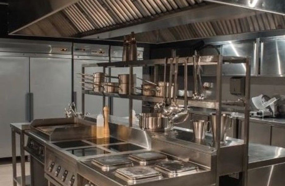 Кафе в центре / высокий трафик / низкая аренда