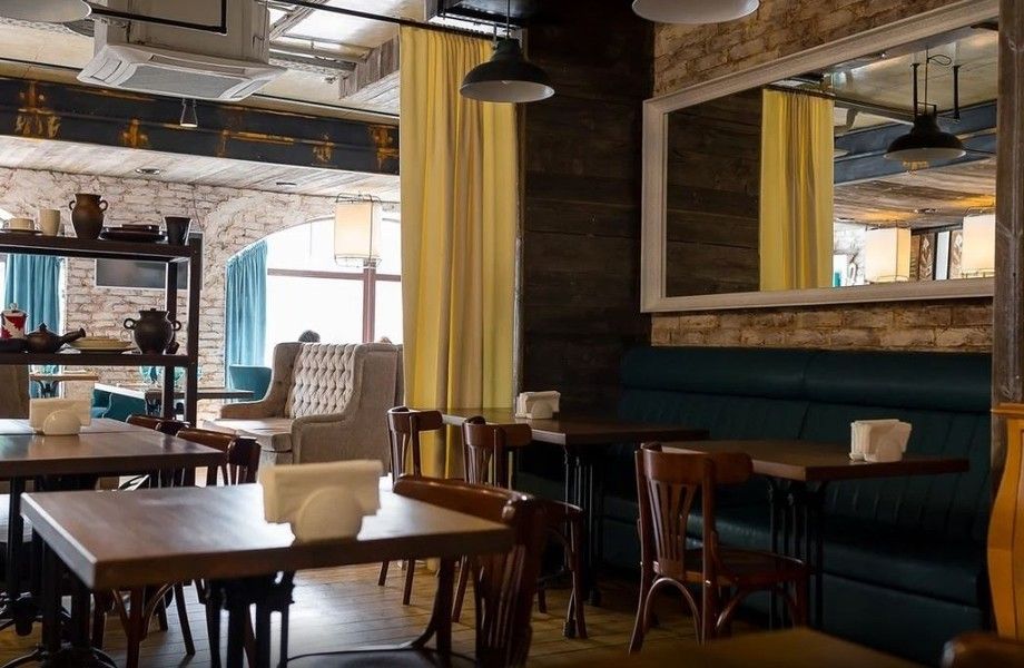 Кафе в центре / высокий трафик / низкая аренда