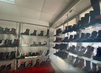 Магазин обуви и верхней одежды/прибыль от 120 000р.