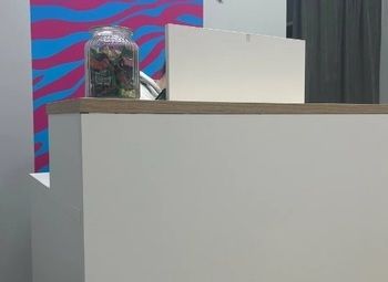 Фото 3 Пункт выдачи заказов OZON в 5 минутах от метро