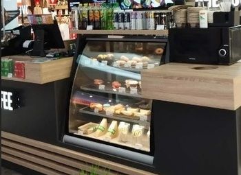 Фото 3 Островок в ТРК с посадочными местами