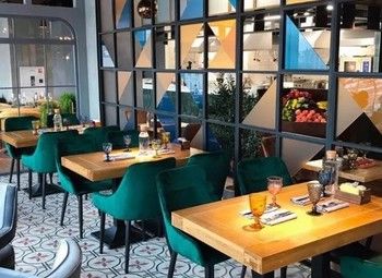 Фото 3 Кафе с кухней полного цикла и посадочными местами