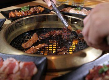 Фото 2 Кафе с мангалом в центре