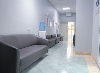 Медицинская клиника на 8 кабинетов / лицензии на всё / 26 сотрудников