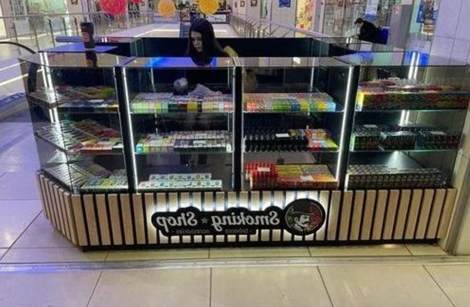 Торговый остров в ТЦ