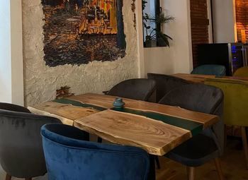 Кафе с алкогольной лицензией / центр Петербурга / дизайнерский ремонт 