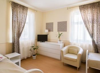 Пансионат для пожилых / центр города