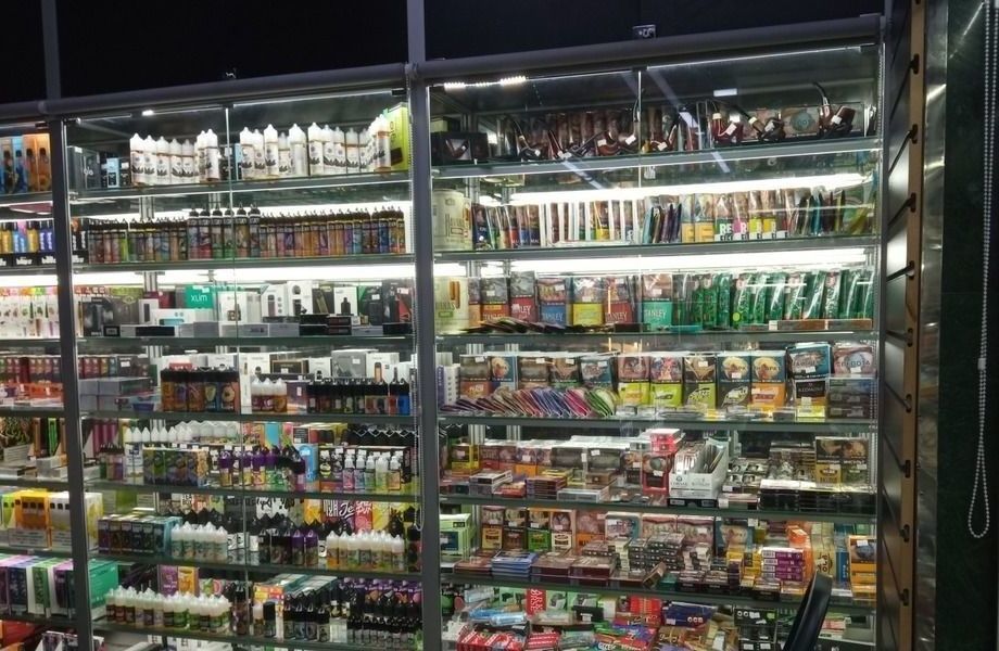Тaбaчный магазин в шаговой доступности от метро. Прибыль 200 000 руб.