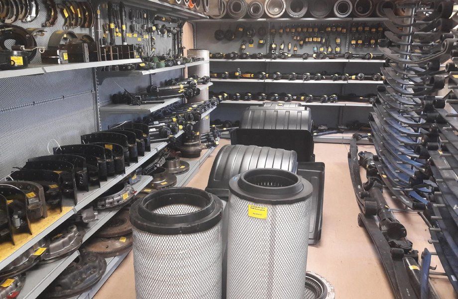 Фото 3 Магазин автозапчастей для грузовиков с высокой прибыльностью