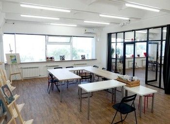 Школа рисования с клиентской базой