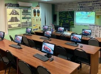 ООО с лицензией под автошколу