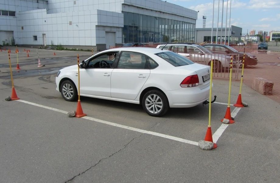 ООО с лицензией под автошколу