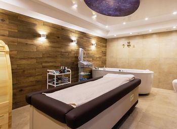 Фото 3 Салон красоты с косметологией и массажем/Окупаемость год