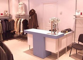 Магазин одежды / В ТРЦ