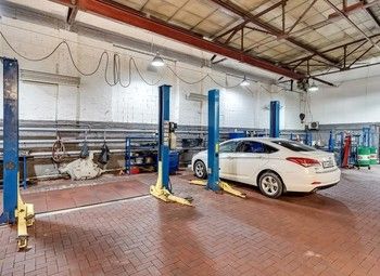 Фото Автосервис/помещение в аренду с оборудованием в лучшей локации