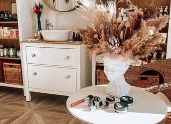 Фото Магазин эко товаров и косметики в топовой локации