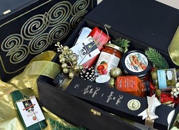Подарки / Дизайнерские корзины и упаковки / 6 лет работы