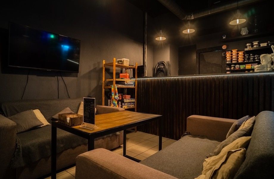 Фото 1 Кальянная - Lounge в густонаселенном районе
