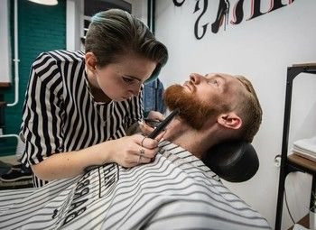 Парикмахерская-барбер на 1-й линии с большой базой клиентов